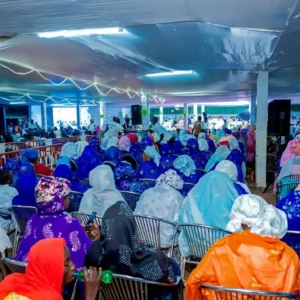 b7b6c270-f97b-4db1-9d4c-a6c69d95d053